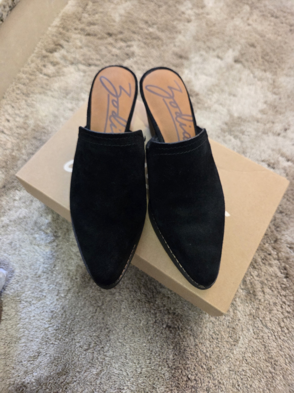Zodiac Ada Black Suede Pointed-Toe Slip-On Mules - Picture 4 of 6